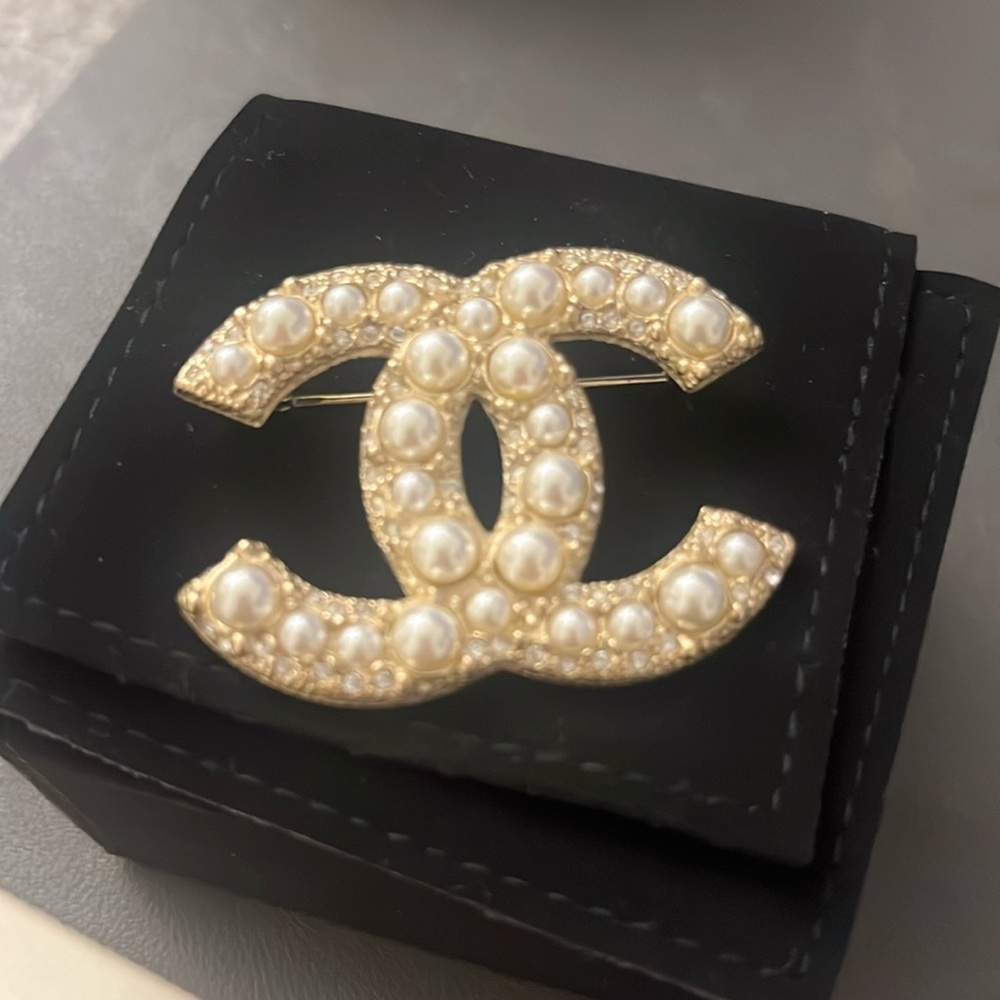 Authentic Chanel Gold Pearl Pin